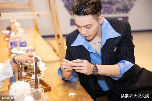 娱乐圈吃瓜二人